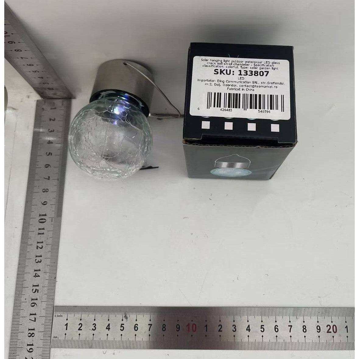 Lampă Solară LED Tip Candelabru, Decorativă pentru Grădină și Exterior, Impermeabilă, Bilă din Sticlă Crăpată, Alb Cald, 9 x 5 cm
