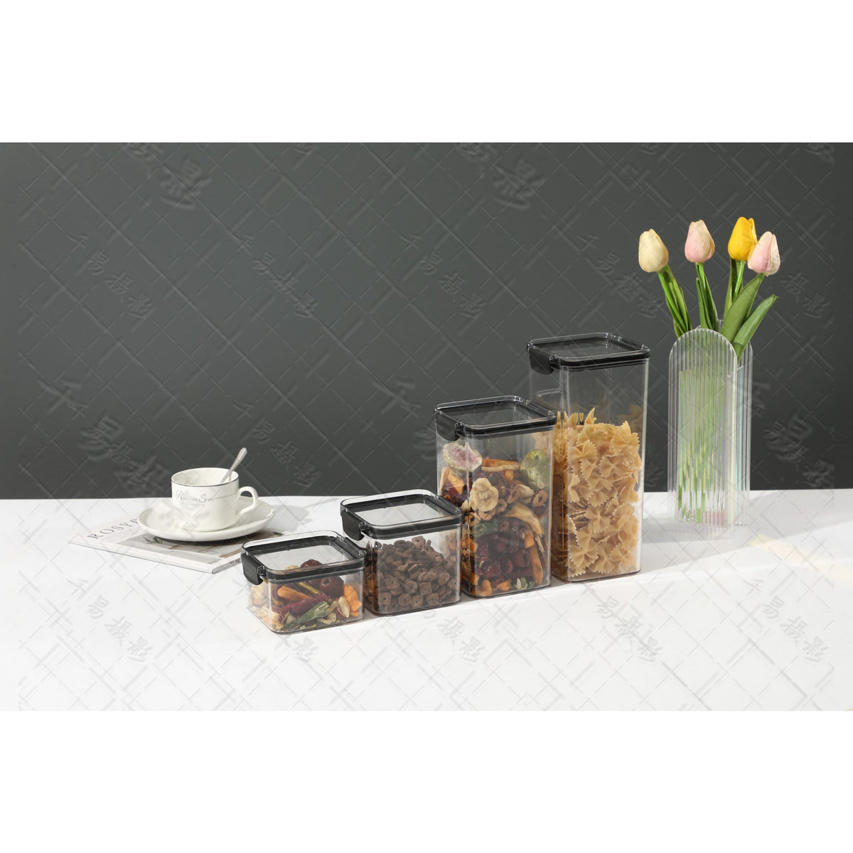 Recipient Depozitare Alimente, Inchidere Ermetica, Plastic de Calitate Alimentara, 1300 ml, 10.2 x 18.5 cm, Transparent