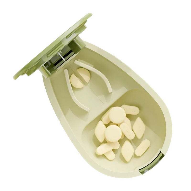 Taietor Pastile cu Compartiment Depozitare, Dispozitiv Sectionare Medicamente si Vitamine, Lama Inox si Capac Transparent, Galben, 8x5x2.65 cm