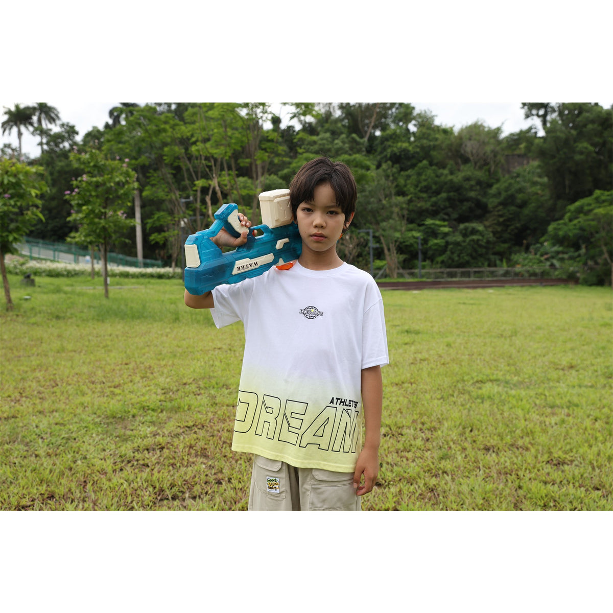 Pistol cu Apa Electric, Tragere Automata si Incarcare USB, Raza Stropire 10 m, Rezervor 650 ml, Plastic, +6 Ani, 59 x 23 x 6 cm, Albastru