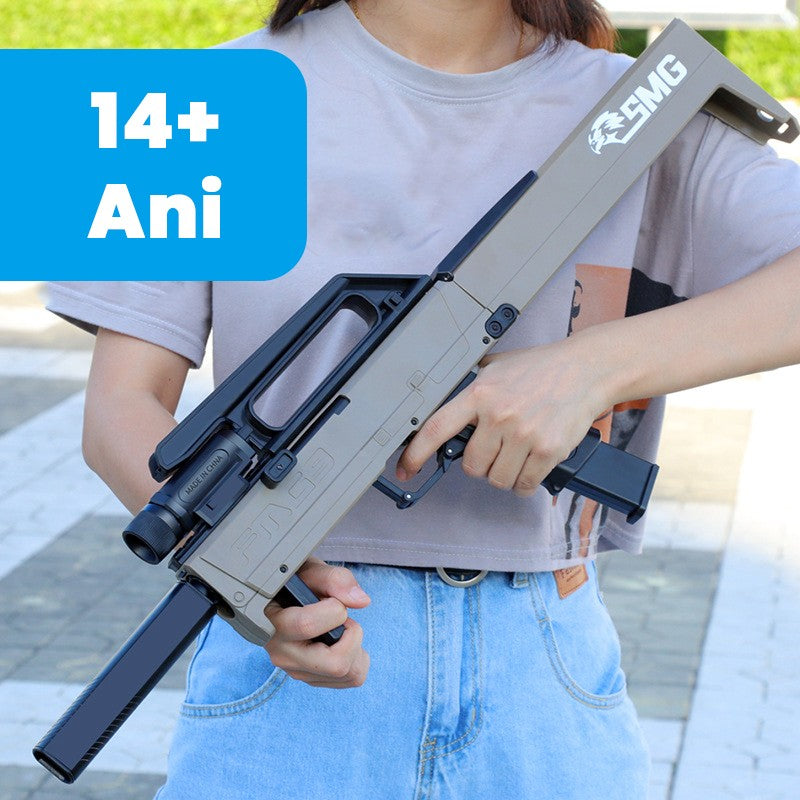 Pusca Mitraliera de Jucarie Tip FMG9, Design Pliabil cu Ejectare Cartuse, Accesorii Tactice si Lanterna, Plastic Rezistent, 69 cm, Maro Deschis