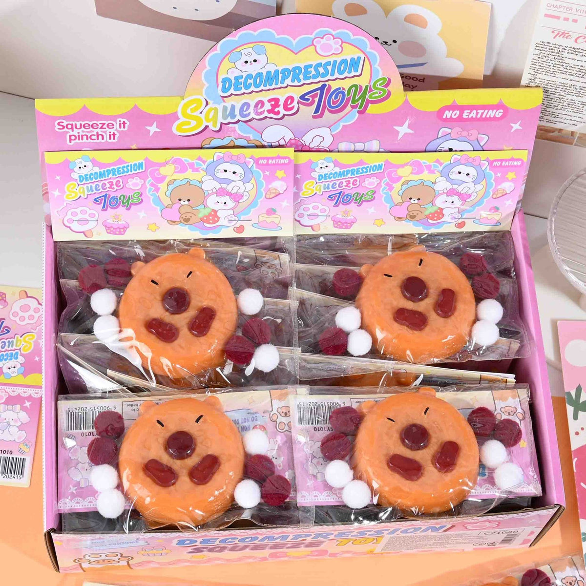 Set 12 Jucarii Antistres Squishy, Revenire Lenta, Model Capybara in Forma de Biscuit Rotund, Textura Moale Senzoriala, Maro, 7x6.5 cm