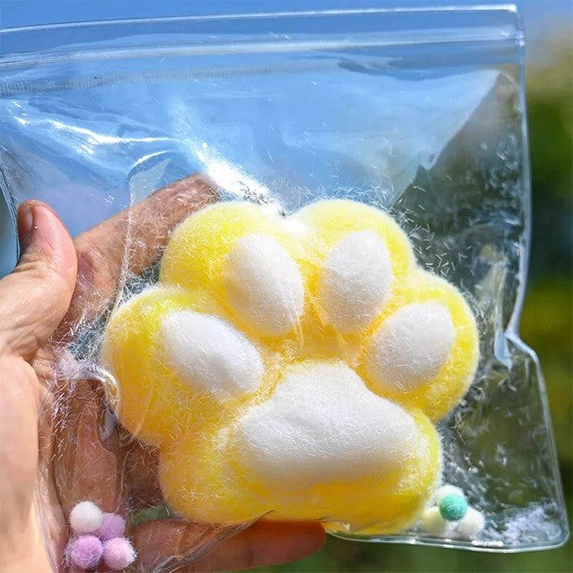 Jucarie Interactiva Squishy Antistres, Model Labuta de Pisica, Revenire Lenta, Material TPR Moale, Textura Puf, 7.5 cm, +3 Ani, Galben