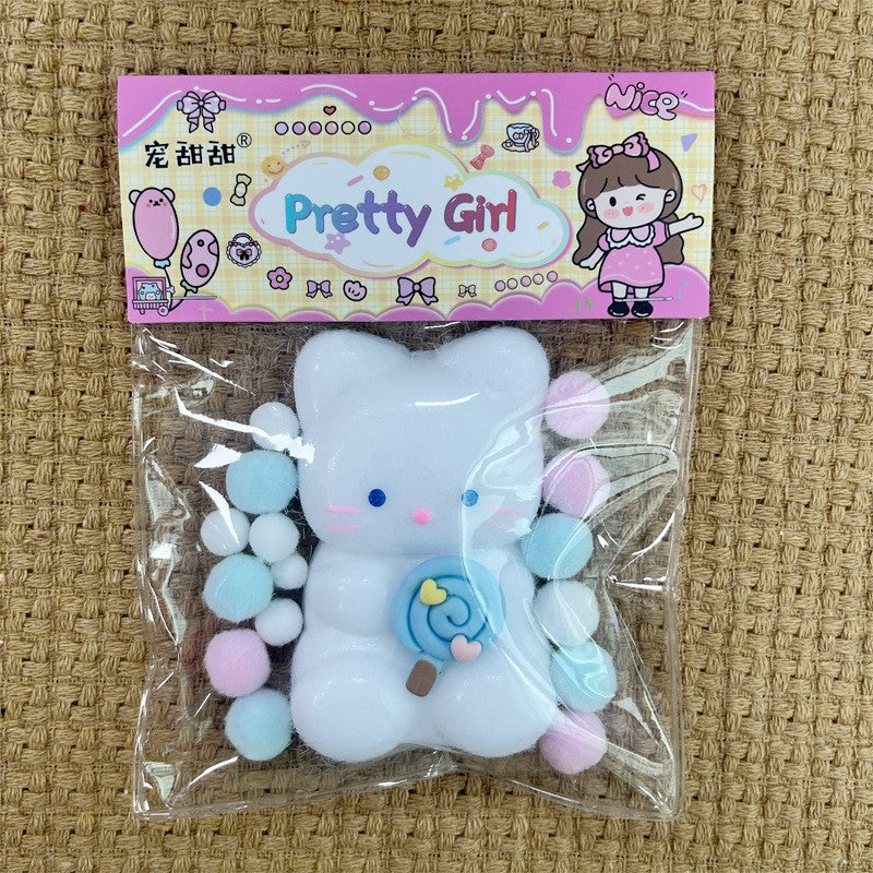 Squeeze Pinch Family, Jucarie Antistres Squishy, Model Animalut cu Revenire Lenta, Material TPR Moale, 9 x 6 cm, Alb