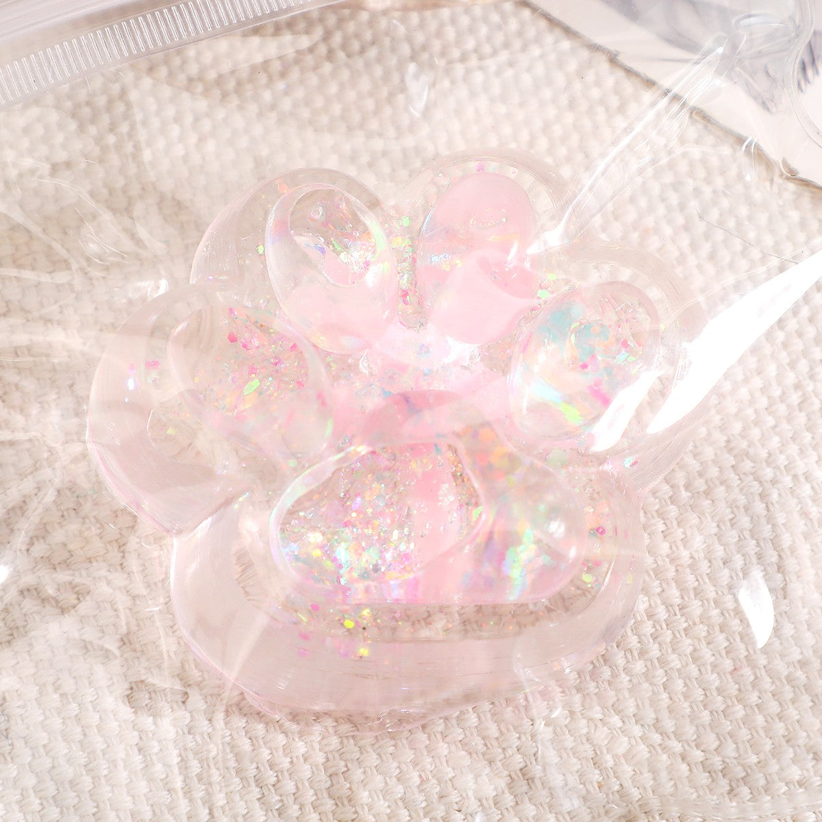 Jucarie Antistres Squishy, Labuta de Pisica cu Revenire Lenta, Squeeze Pinch Family, Material TPR Moale, 6.5 x 7 cm, Model 2 Flori, Transparent