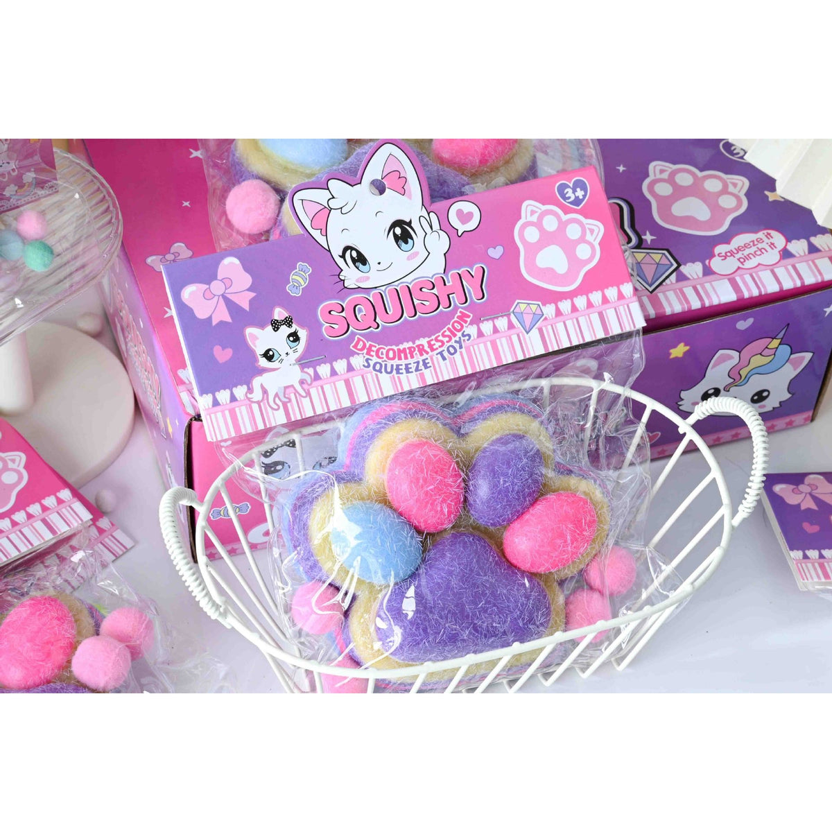 Jucarie Antistres Squishy, Labuta de Pisica Pufoasa cu Revenire Lenta, Squeeze Toy Senzoriala, Silicon Moale, 12.5x10.5 cm, 220g, Mov-Multicolor