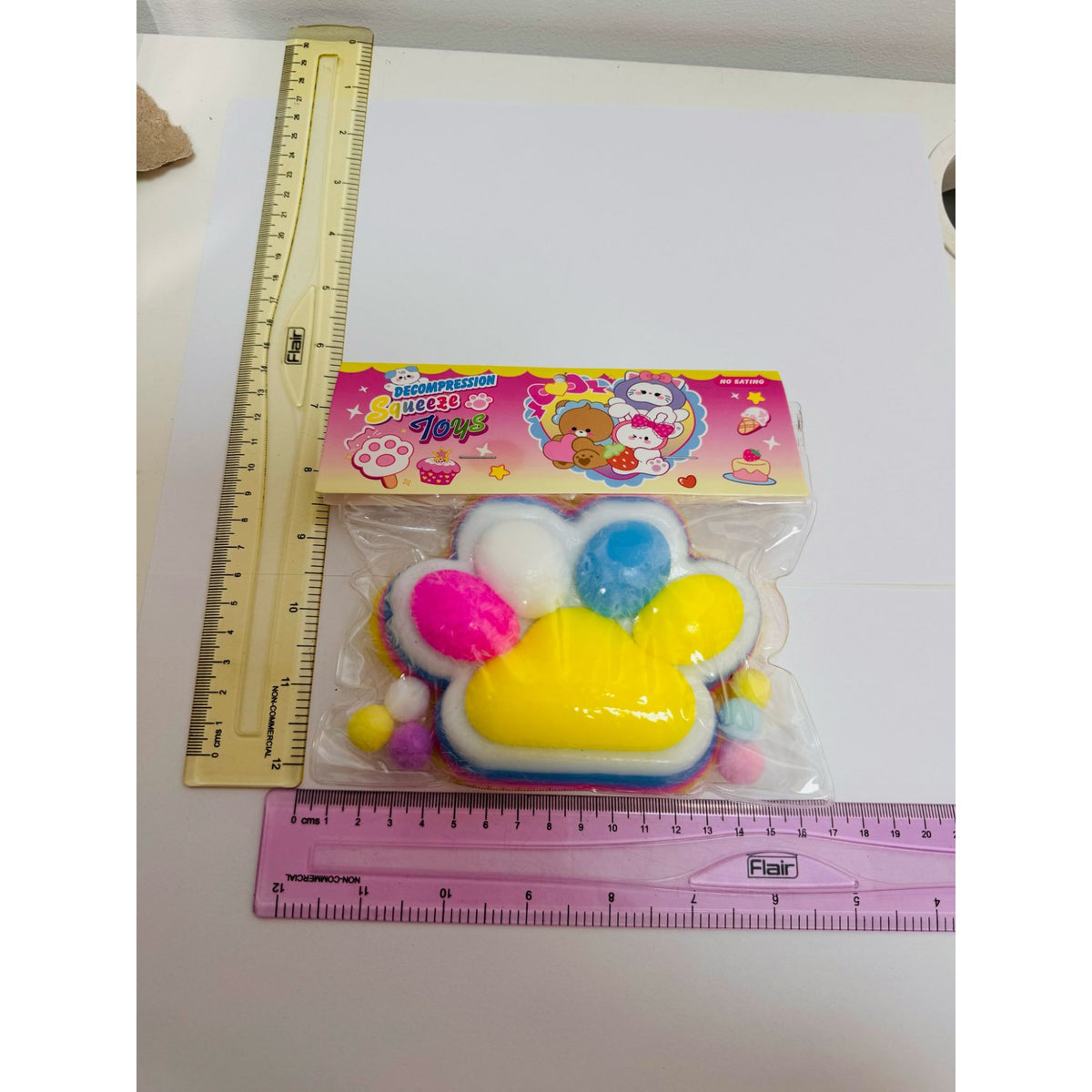 Jucarie Antistres Squishy, Model Labuta de Pisica Pufoasa cu Revenire Lenta, Spuma Moale Squeeze Pinch, 220g, 12.5 x 10.5 cm, Galben-Multicolor