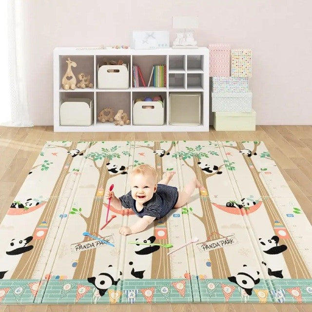 Covoraș de Joacă pentru Copii și Bebelusi, Pliabil, cu 2 Fețe, Impermeabil și Antiderapant, Spumă XPE și PE, Model Panda/Party, 180 x 200 x 1 cm