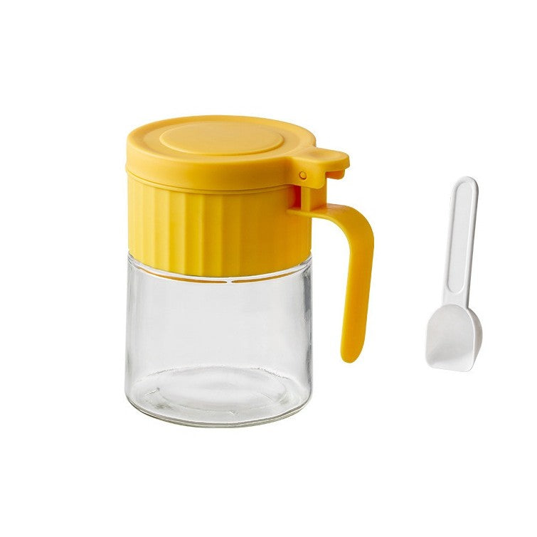 Recipient Condimente cu Mâner și Linguriță, Borcan pentru Mirodenii cu Capac Ajustabil Tip Solniță, Sticlă și PP, 180 ml, 10.6 x 7 cm, Galben