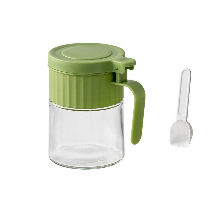 Recipient Condimente cu Lingurita si Maner Ergonomic, Borcan Depozitare Mirodenii, Sticla si Plastic PP, 180 ml, 10.6 x 7 x 7 cm, Verde Mat