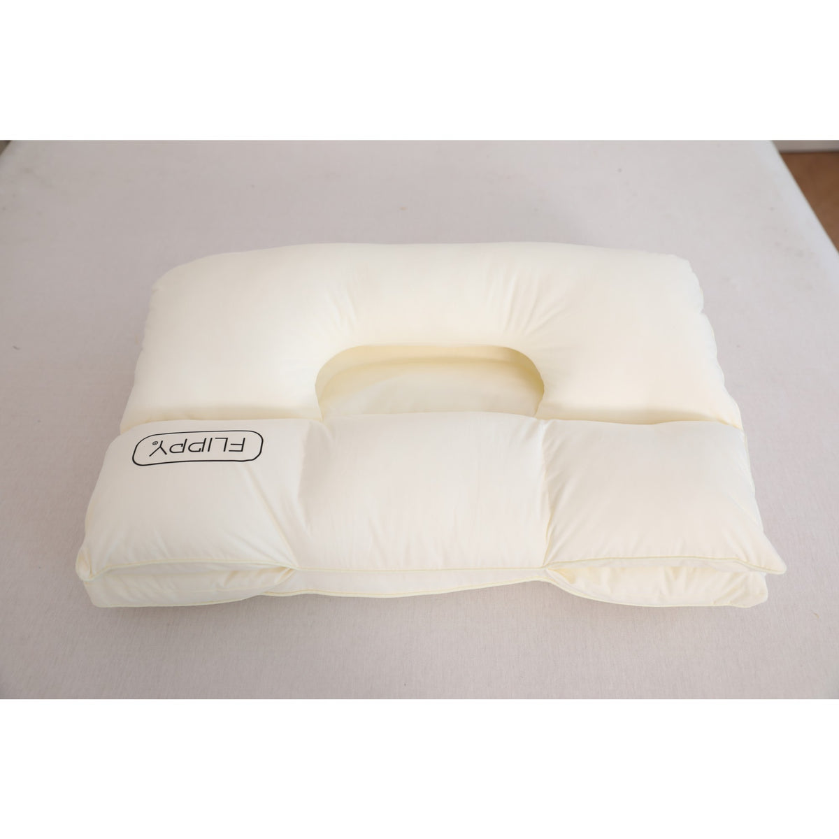 Pernă Ortopedică 3 în 1, Protecție Cervicală și Susținere Ergonomică, Strat Dublu, Umplutură Fibră Poliester, 45 x 70 cm, Alb