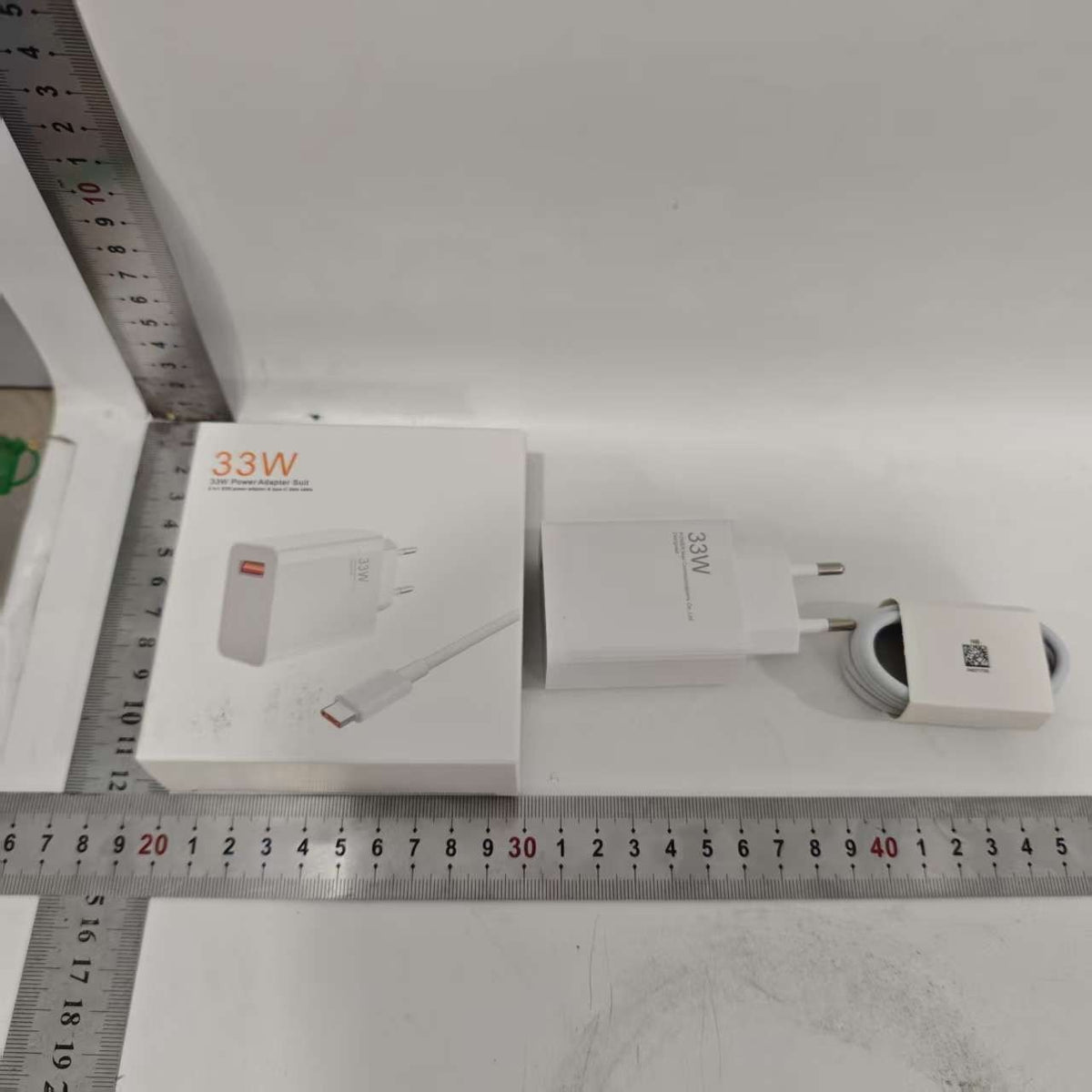 Incarcator Retea Fast Charge 33W, Adaptor Priza USB-A si Cablu USB-C Inclus 1m, Compatibil Samsung, Xiaomi, Huawei, Alb