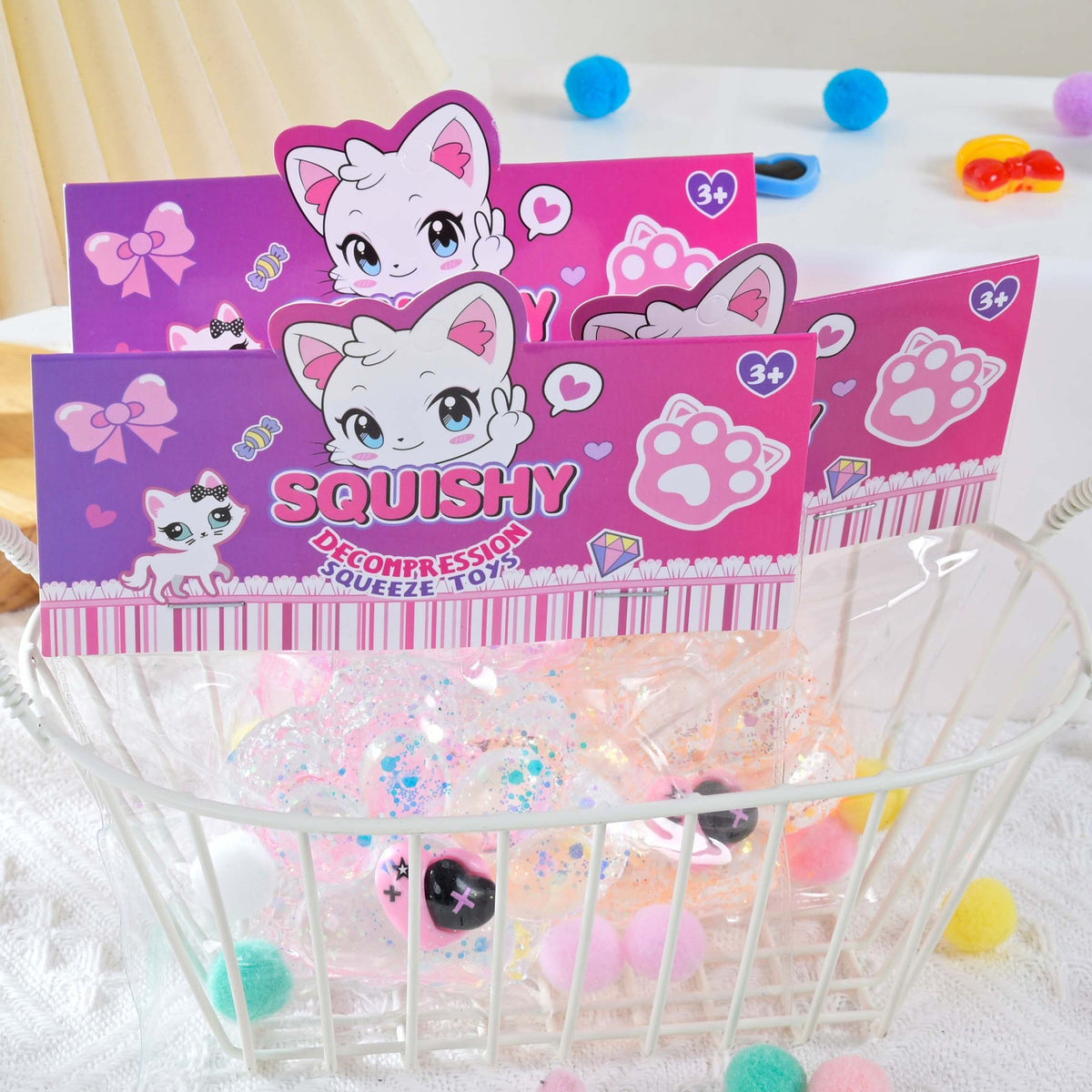 Jucarie Antistres Squishy, Labuta de Pisica, Revenire Lenta pentru Relaxare si Terapie Senzoriala, Material TPR Moale, 7.5 cm, Multicolor