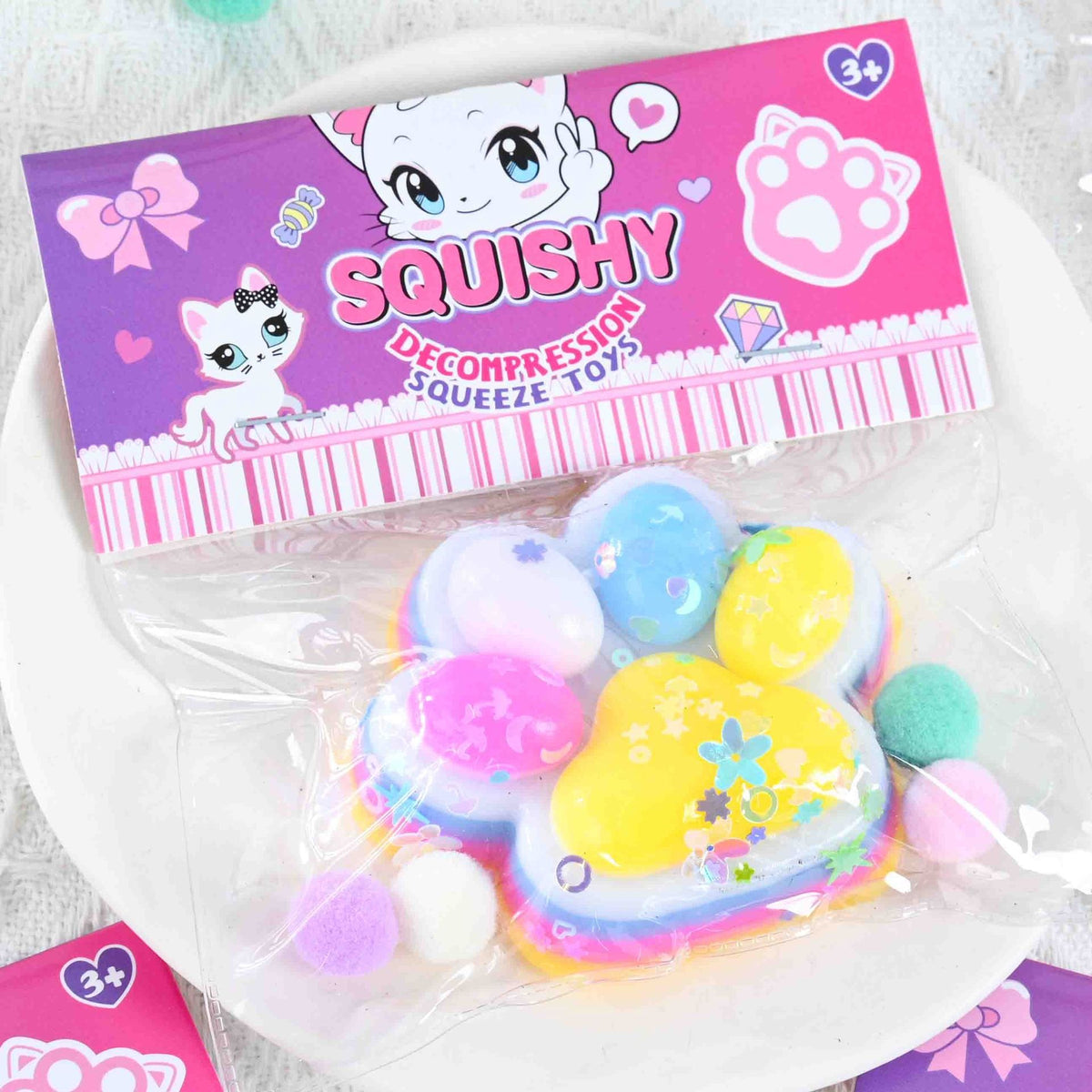 Jucarie Antistres Squishy, Labuta de Pisica Squeeze Toy, Revenire Lenta, Material TPR Moale, 7.5 x 6 cm, Multicolor, Model 270515