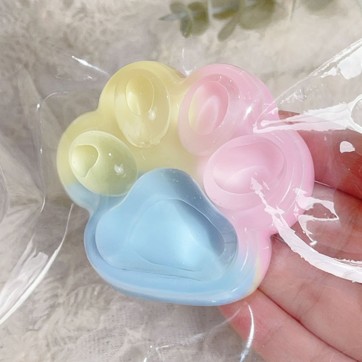 Jucarie Antistres Squishy, Revenire Lenta, Model Labuta de Pisica, Squeeze Pinch Family, Material TPR Moale, 12.5x10.5 cm, 220g, Multicolor