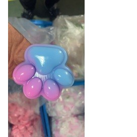 Jucarie Antistres Squishy, Labuta de Pisica Pufoasa cu Revenire Lenta, Material TPR Moale, 8.5 x 7.5 cm, Albastru si Roz