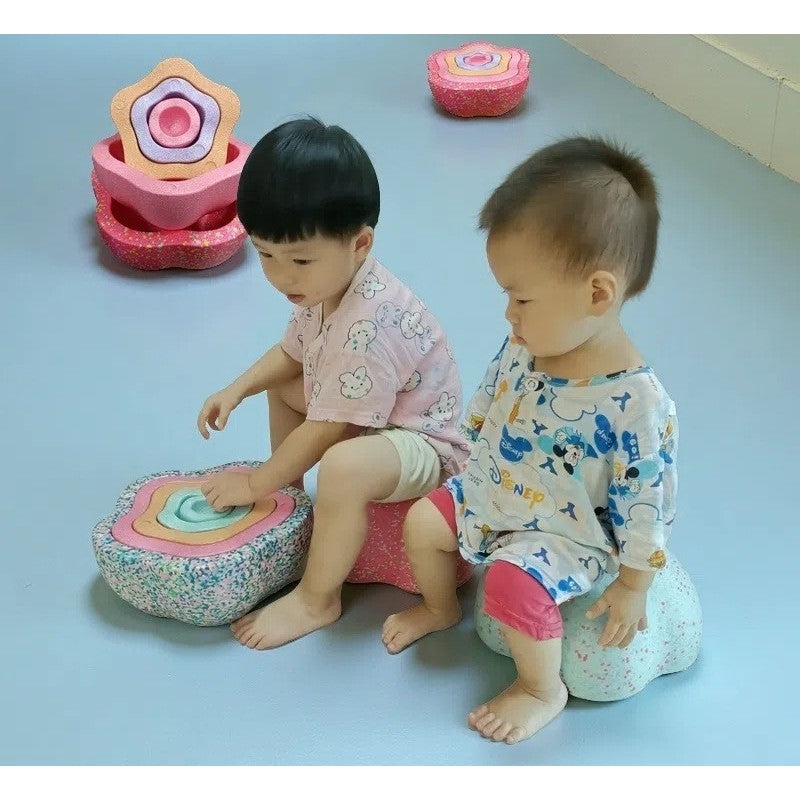 Jucarie Senzoriala de Echilibru, Stepping Stones pentru Coordonare si Miscare, Spuma PPE, 5 Piese, 28 cm, Multicolor