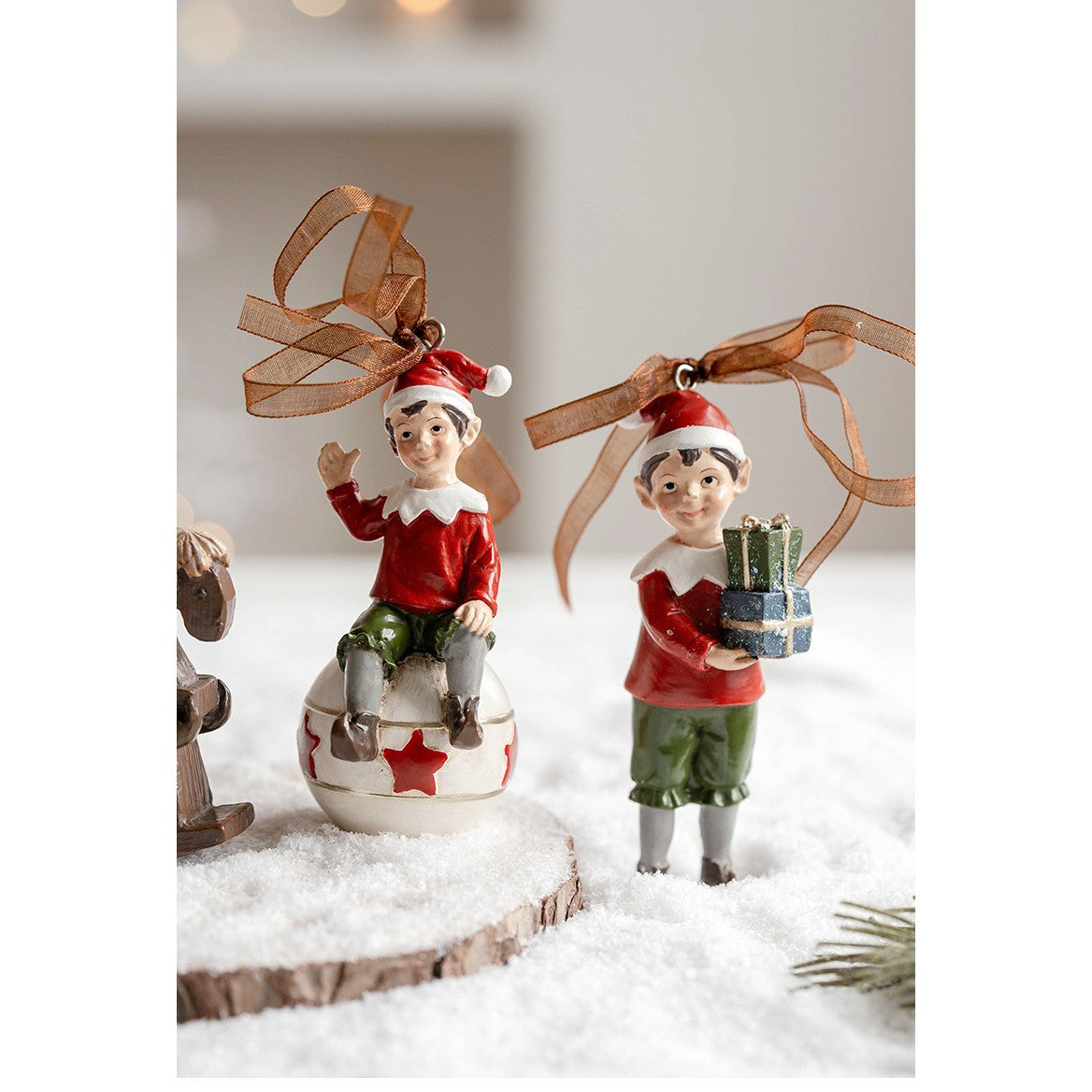 Decoratiune De Craciun Pentru Brad, Model Elf Cu Cadouri, Figurina Festiva Din Rasina, Multicolor, 10 x 3 cm