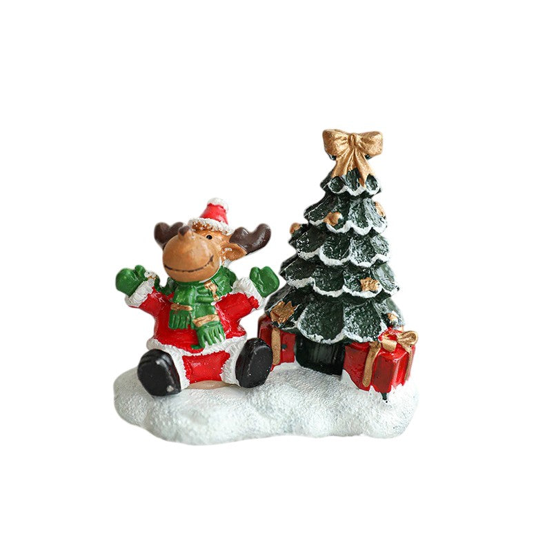Ornament de Craciun din Rasina, Model Ren cu Brad si Cadouri, Decoratiune Miniatura pentru Birou sau Masa, 6.5 x 6.5 x 4 cm, Rosu si Verde