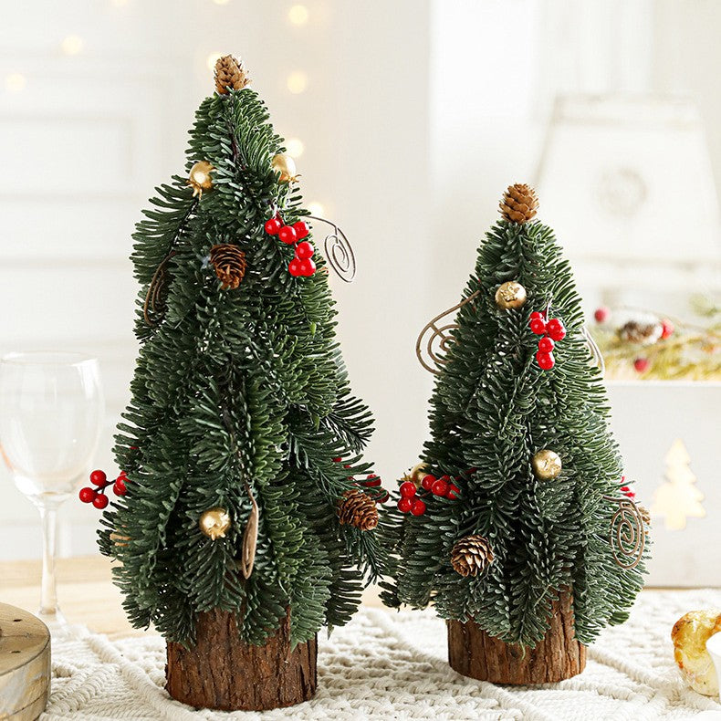 Bradut Decorativ De Craciun Pentru Masa, Ornament Festiv Cu Conuri Si Globuri, Plastic Rezistent, 30 x 15 x 15 cm, Verde