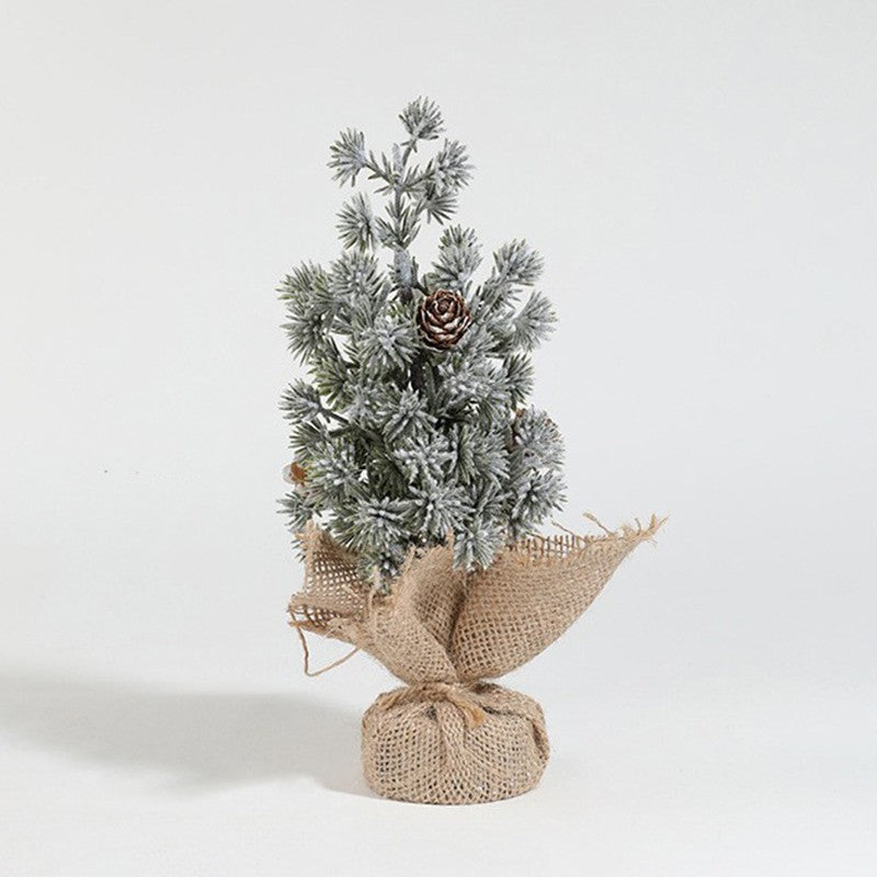 Brad de Craciun Artificial Mini, Ornament Decorativ pentru Masa si Birou, Efect de Zapada cu Conuri Naturale, Baza din Iuta, Plastic, 20 cm, Verde Alb