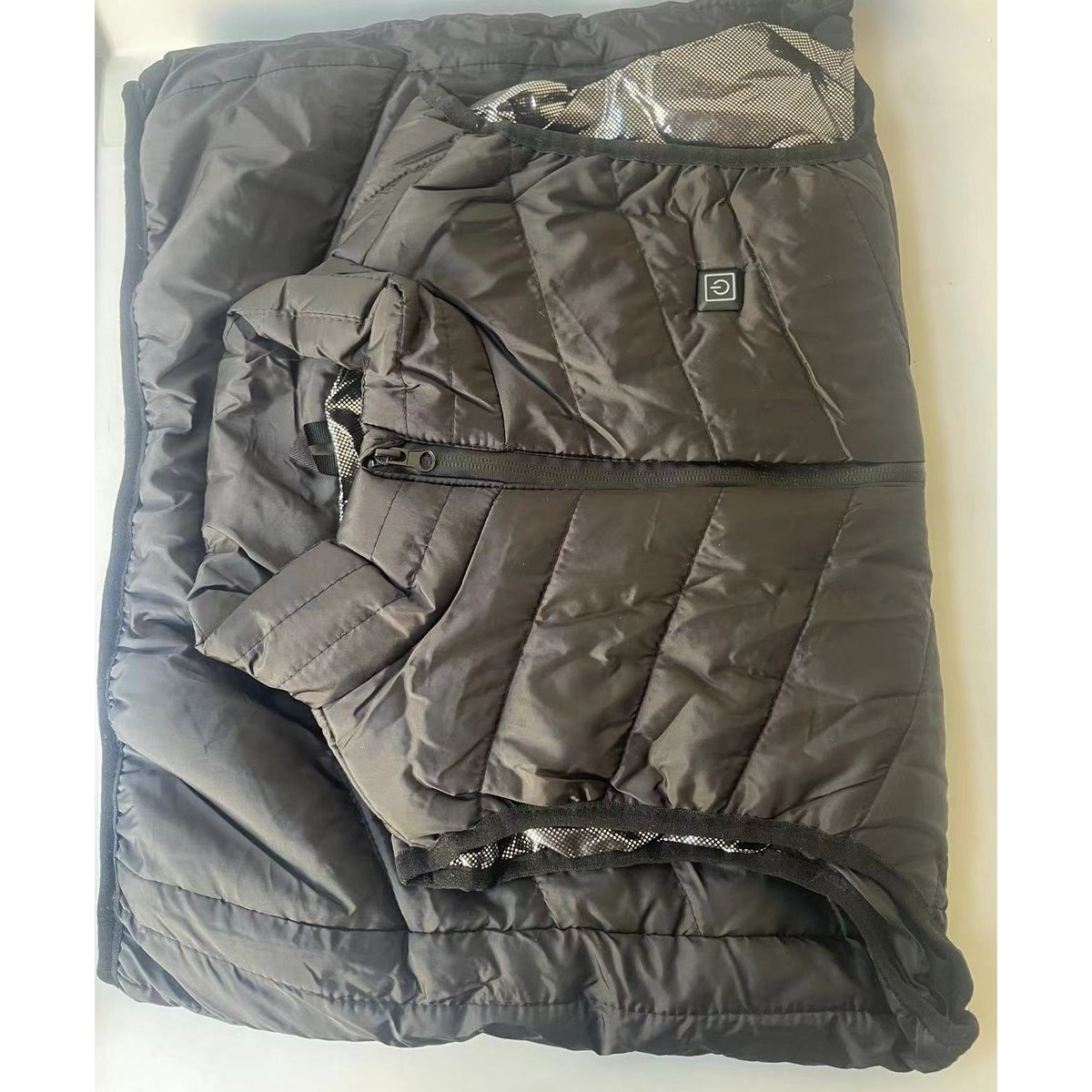 Vestă Încălzită Inteligentă Unisex, 2 Zone de Încălzire cu USB și 3 Trepte de Temperatură, Poliester și Bumbac, Negru, Mărime XXL, 65-75 kg