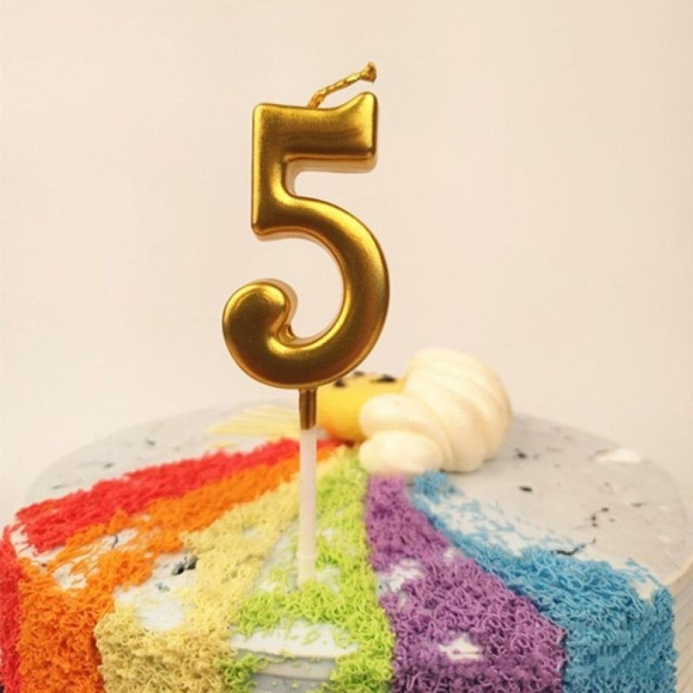 Lumânare De Tort, Cifră 5 Pentru Aniversare, Finisaj Auriu Lucios, Parafină, 4.5 x 2.5 cm