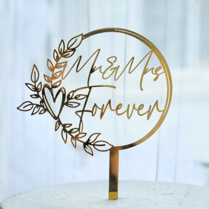 Topper Tort Nunta Mr & Mrs Forever, Decoratiune Tort cu Inele Interconectate, Material Rezistent, 10 cm, Auriu