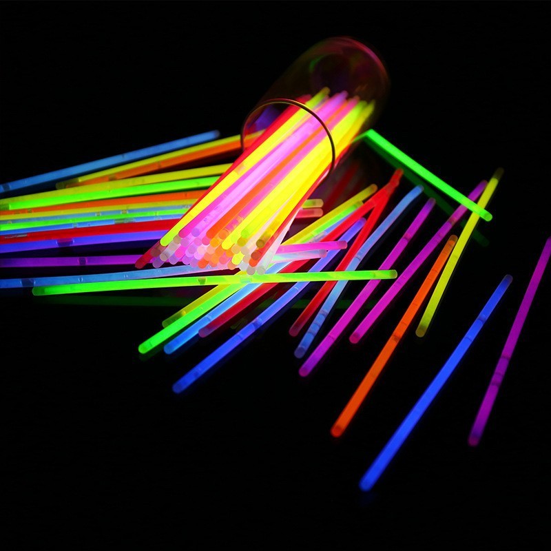 Set 100 Brățări Luminoase Fosforescente, Glow Sticks pentru Petreceri și Festivaluri, Conectori Incluși, Multicolor, 20 cm x 5 mm, 100 Bucăți