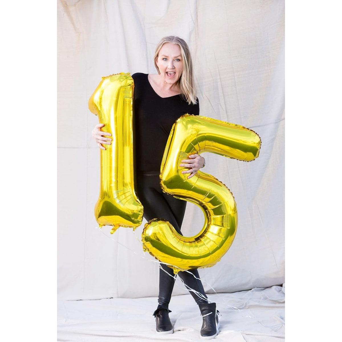 Balon Aniversar Cifra 5, Figurina din Folie Metalizata, Umflare Aer sau Heliu, Include Pai, 80 cm, Auriu
