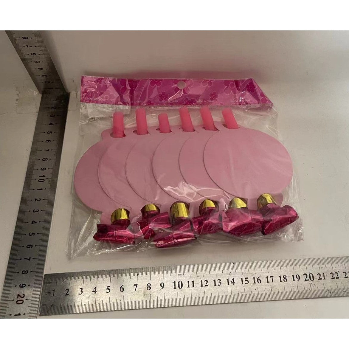 Set 6 Suflatori Happy Birthday pentru Petreceri Aniversare, Hartie si Plastic, Roz