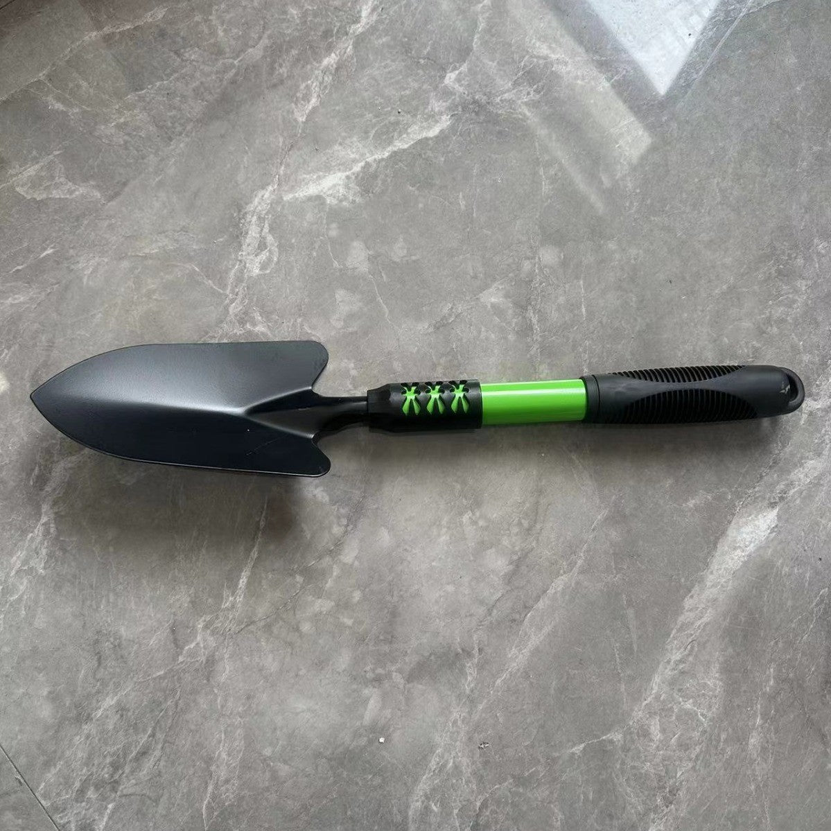 Set 4 Unelte Grădinărit, Oțel Carbon și Mâner PVC, Greblă, Săpăligă, Lopată Lată și Îngustă, Negru/Verde, 43 x 11 cm