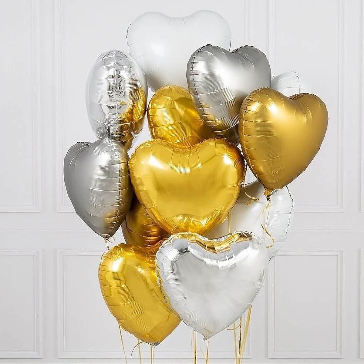 Balon din Folie Metalizata Inima, Figurina Tematica Iubire, Compatibil Aer sau Heliu, Include Pai Umflare, 40 cm, Auriu