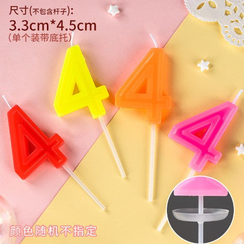 Lumanare Aniversara pentru Tort, Cifra 4, Design Elegant, Culoare Aleatorie, 1 Bucata