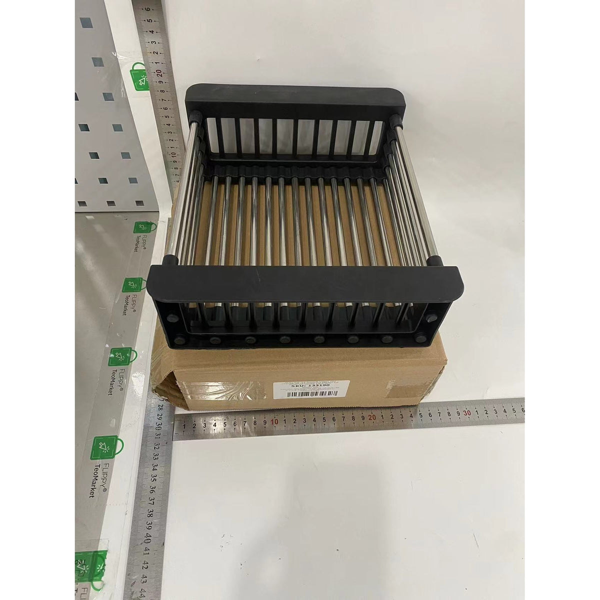 Suport Scurgere Extensibil pentru Bucatarie, Uscator Vase si Fructe, Otel Inoxidabil, Suport Tacamuri, 29 x 22 x 9.5 cm, Negru