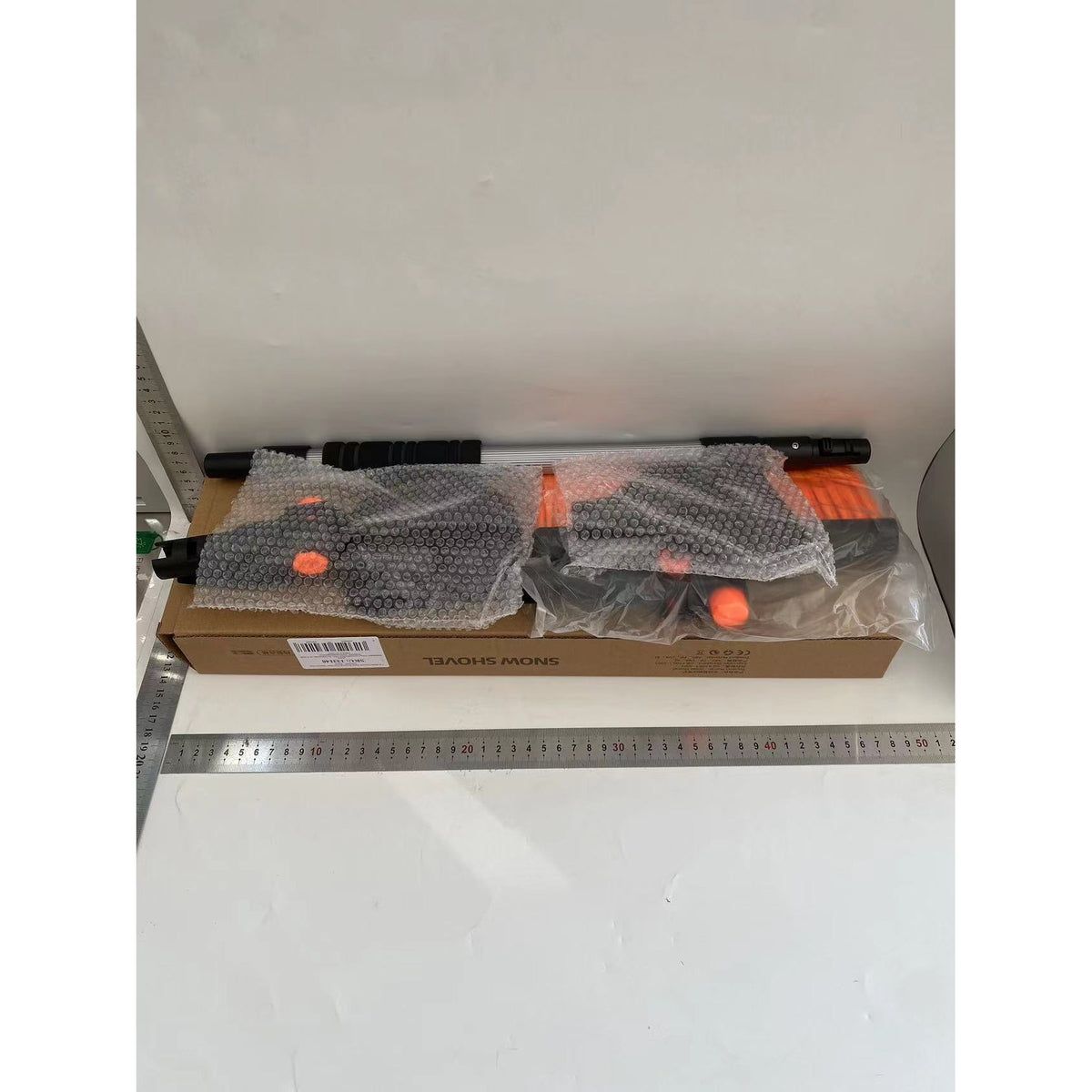 Racleta Auto pentru Zapada si Gheata, Perie Dezapezire cu Doua Capete, Maner Telescopic Ergonomic, Design Detasabil, ABS si Aluminiu, 48-78 cm, Gri Inchis