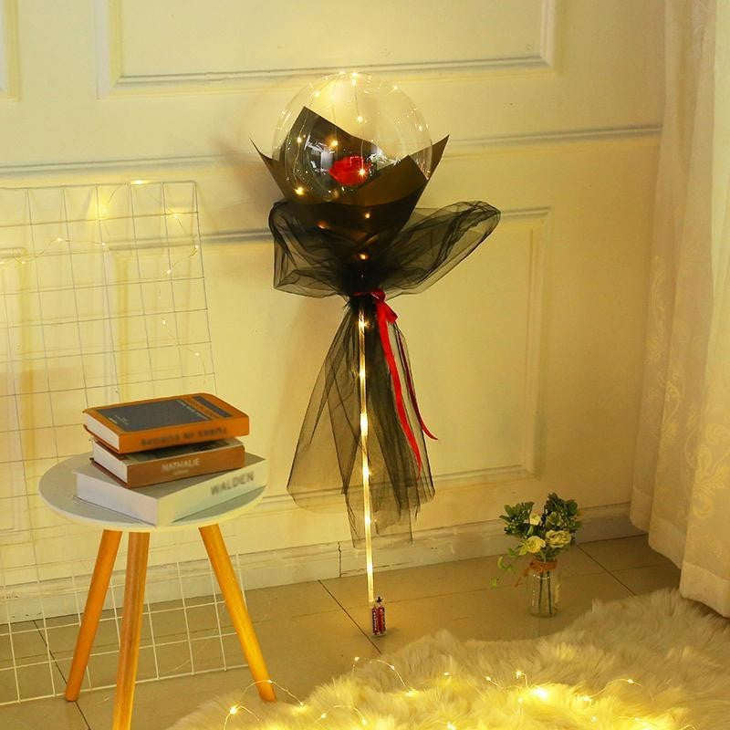 Buchet Decorativ, Trandafir Artificial in Balon Transparent cu Lumini LED, Set Asamblare DIY, Decoratiuni Evenimente, Diametru 35 cm, Rosu/Negru