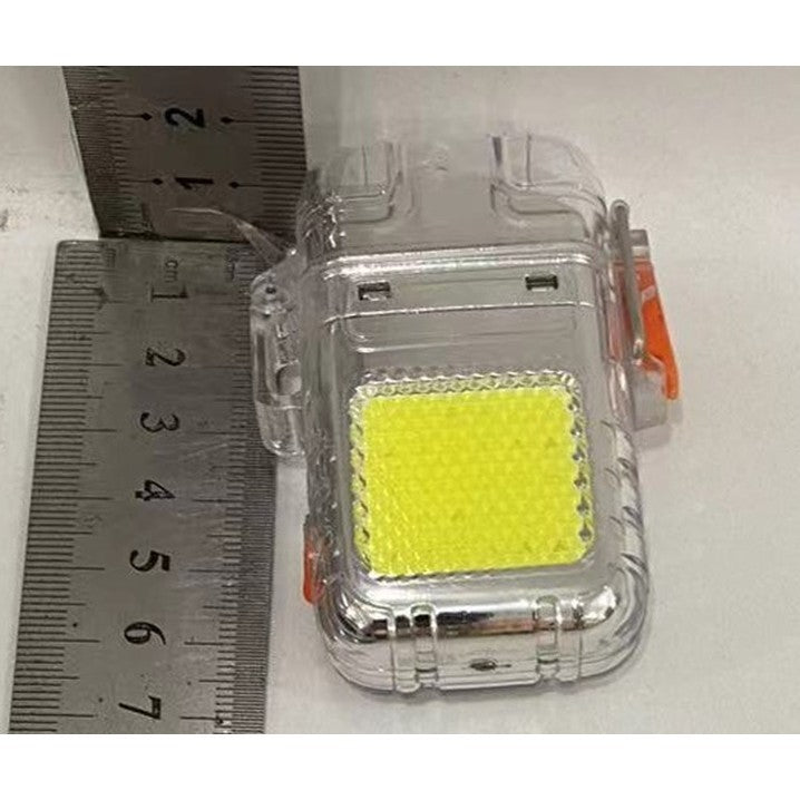 Lanternă Tip Breloc cu Brichetă Electrică, Tehnologie COB 220 Lumeni, Impermeabilă IP65, Încărcare USB-C, Aliaj Zinc și ABS, 300 mAh, 3 Moduri Iluminare, Argintiu