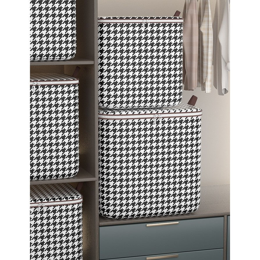 Cutie Depozitare Haine cu Fermoar, Organizator Pliabil pentru Paturi si Lenjerie, Maner Ranforsat, Material Textil Rezistent, 80 Litri, Model in Carouri Alb-Negru