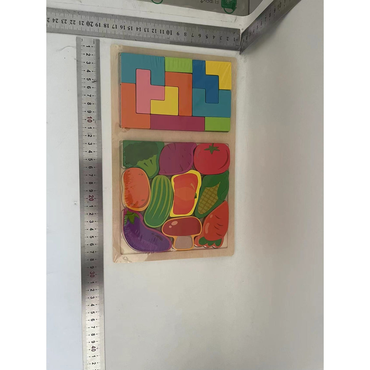 Puzzle Montessori din Lemn pentru Copii, Joc Educativ Tip Tetris 2in1 cu Legume 3D, Dezvoltare Abilitati Cognitive, 21 Piese, 28.5x17x1.2 cm, Multicolor