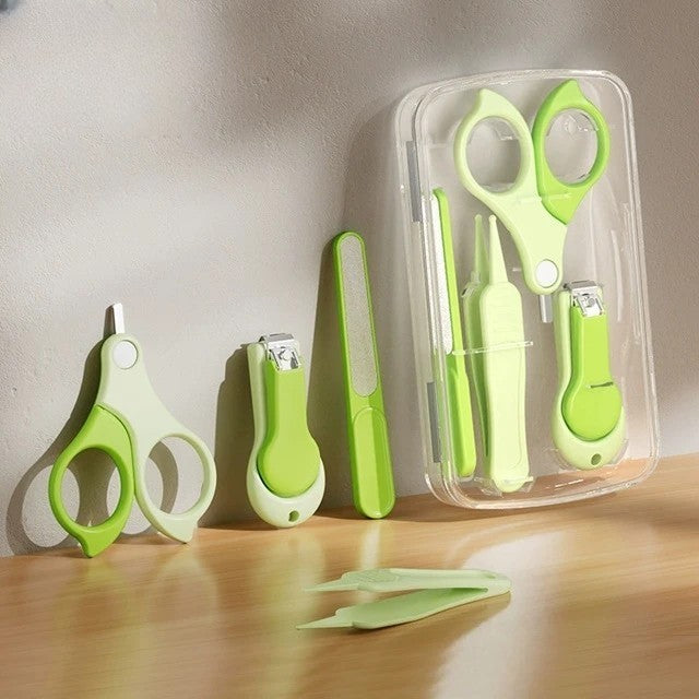 Set de Îngrijire Unghii pentru Bebeluși 4 în 1, Unghieră, Foarfecă, Pilă și Pensetă, Oțel Inoxidabil și ABS fără BPA, 0-6 Ani, Cutie Depozitare Transparentă, Verde, 13.6x8x2 cm