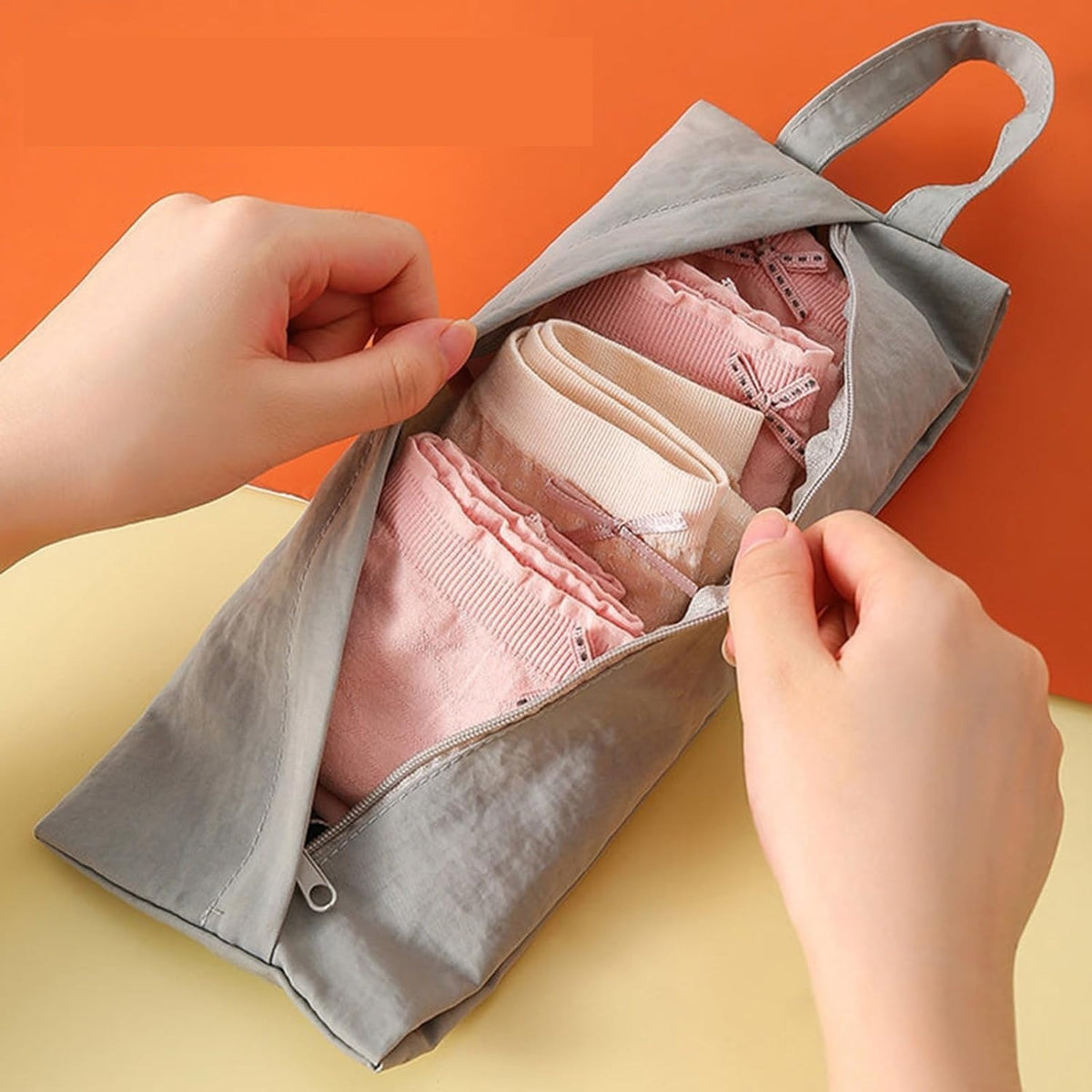Geanta de Depozitare pentru Haine Mici si Lenjerie, Organizator Travel pentru Sosete si Cosmetice, Poliester Impermeabil cu Maner, 10.5x28 cm, Gri