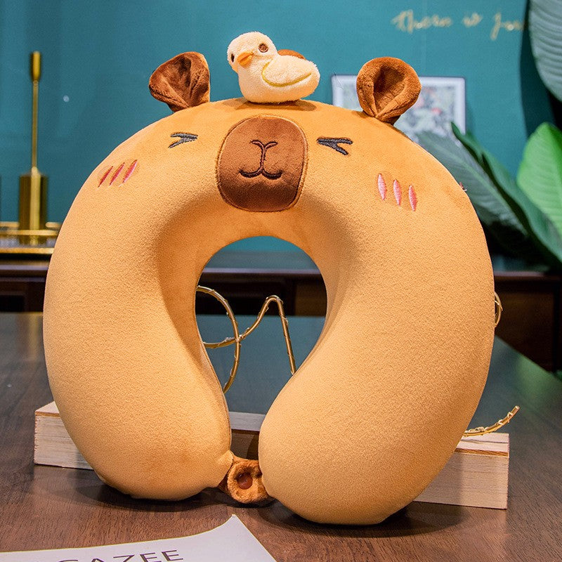 Pernă de Călătorie Ergonomică pentru Gât și Cap, Umplutură Spumă cu Memorie, Husă Detașabilă din Catifea, Sistem Prindere Capse, 30x30 cm, Model Capybara, Maro