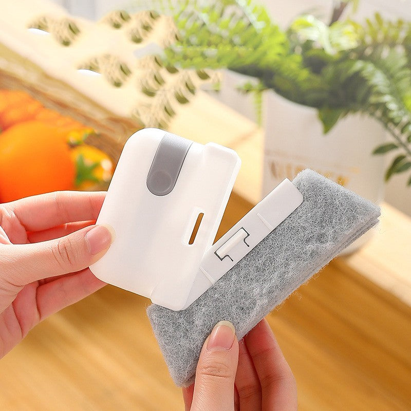 Set Perii de Curatat 2 in 1 pentru Canale Ferestre si Usi, Dispozitiv Curatare Colturi Greu Accesibile, Plastic si Nailon, Alb, 1 Bucata