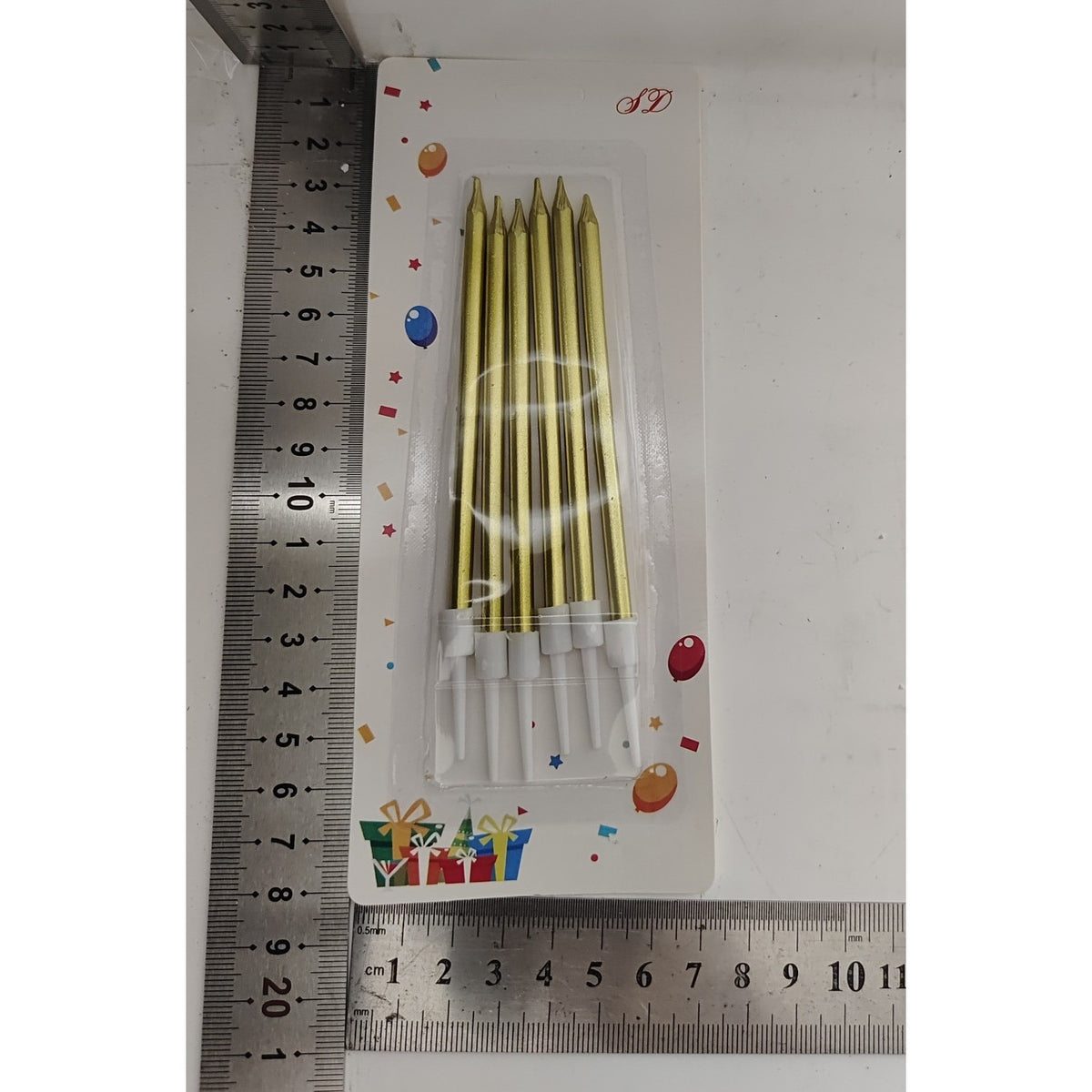 Set Lumanari Tort Tip Creion, Efect Lucios si Elegant, Parafina cu Suport Plastic, 11 x 0.4 cm, Auriu, 6 Bucati