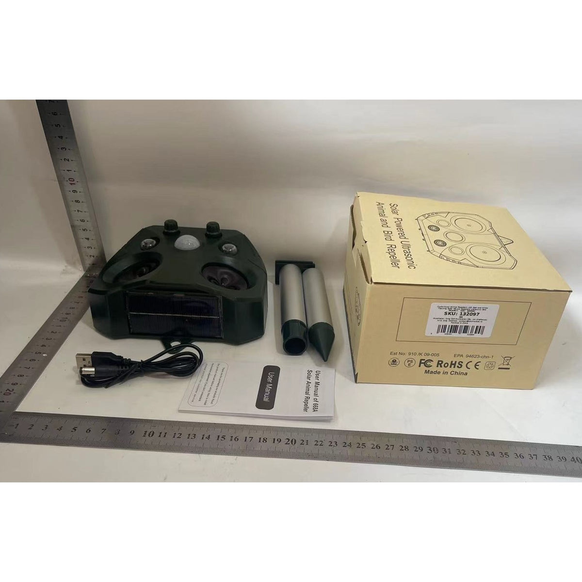 Aparat Solar cu Ultrasunete pentru Alungat Animale, Repelent cu Senzor Miscare Infrarosu si Lumini LED, Incarcare Solara si USB, Exterior, Rezistent la Apa, ABS, 15 x 14 x 24 cm, Verde