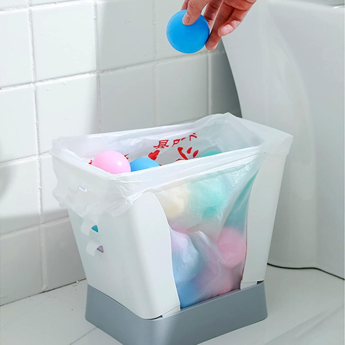 Cos de Gunoi Extensibil, Recipient Pliabil pentru Bucatarie si Baie, Plastic Durabil, Design Reglabil si Compact, 21x25x17 cm, Alb/Gri