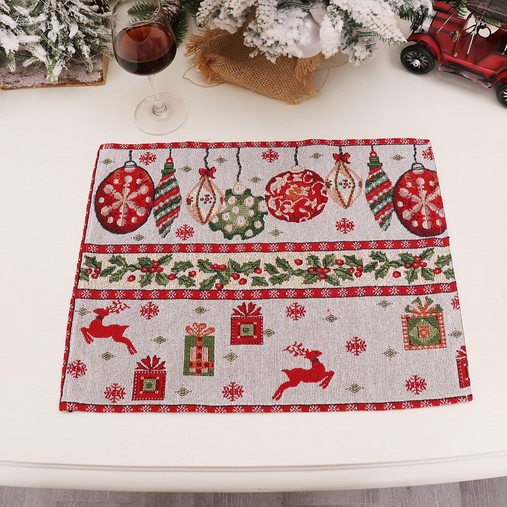 Șervețel Decorativ pentru Masă, Tematică Crăciun cu Model Globulețe și Cadouri, Material Tricotat Moale Rezistent la Șifonare, 43 x 34 cm, Roșu Festiv