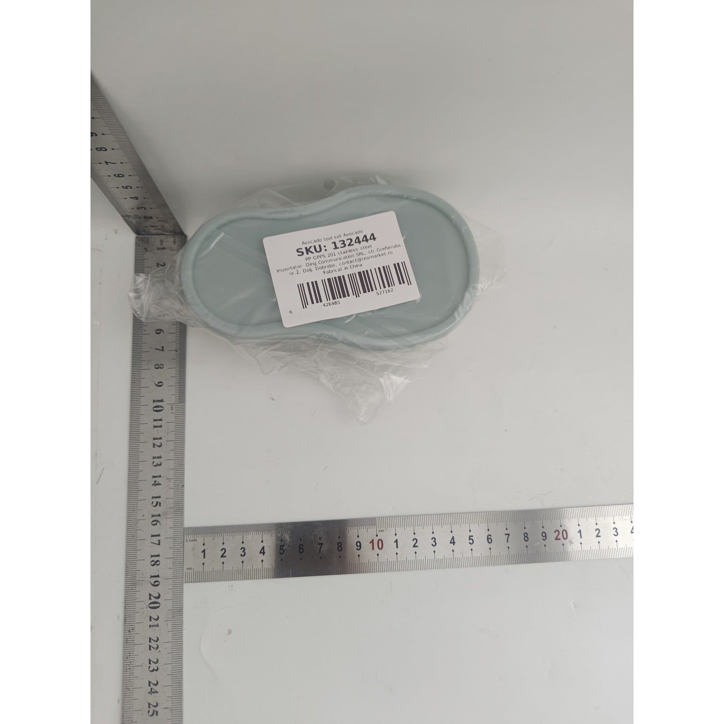 Recipient Depozitare Avocado 5în1, Cutie Etanșă pentru Frigider, Dispozitiv de Tăiat, Feliat și Curățat, Plastic Rezistent, 15x4.5x7 cm, Gri