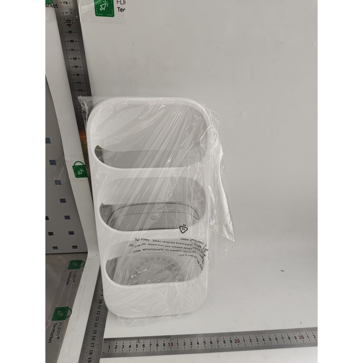 Organizator Multifunctional pentru Tacamuri si Ustensile Bucatarie, Suport Depozitare Cosmetice cu 3 Compartimente, Material PP Durabil, 33 x 16 x 15 cm, Alb